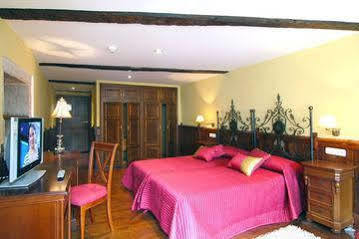 Hostal Santo Grial Santiago de Compostela Exterior foto